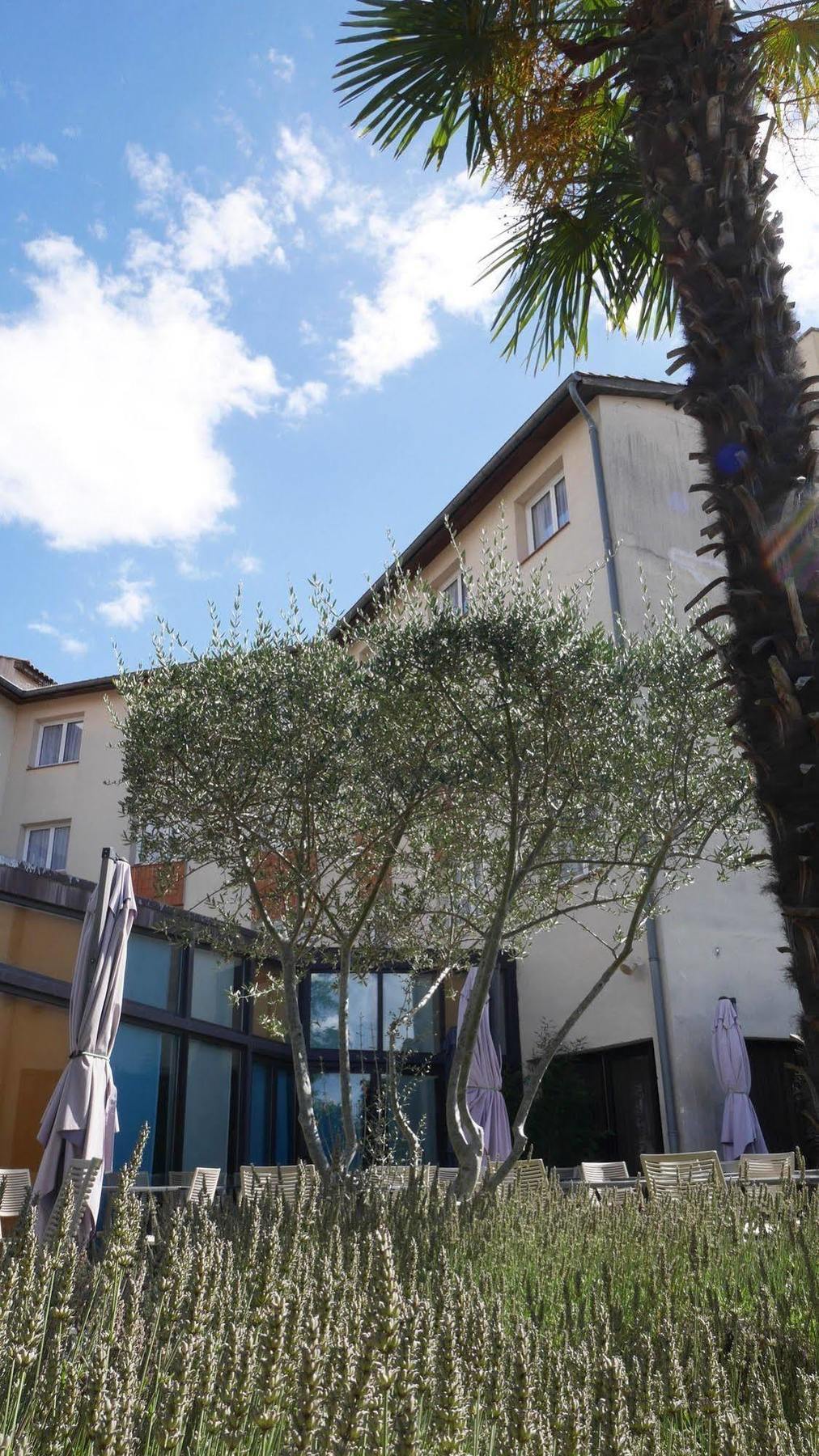 Hotel L'Hotan بورْتيه سور جارون المظهر الخارجي الصورة